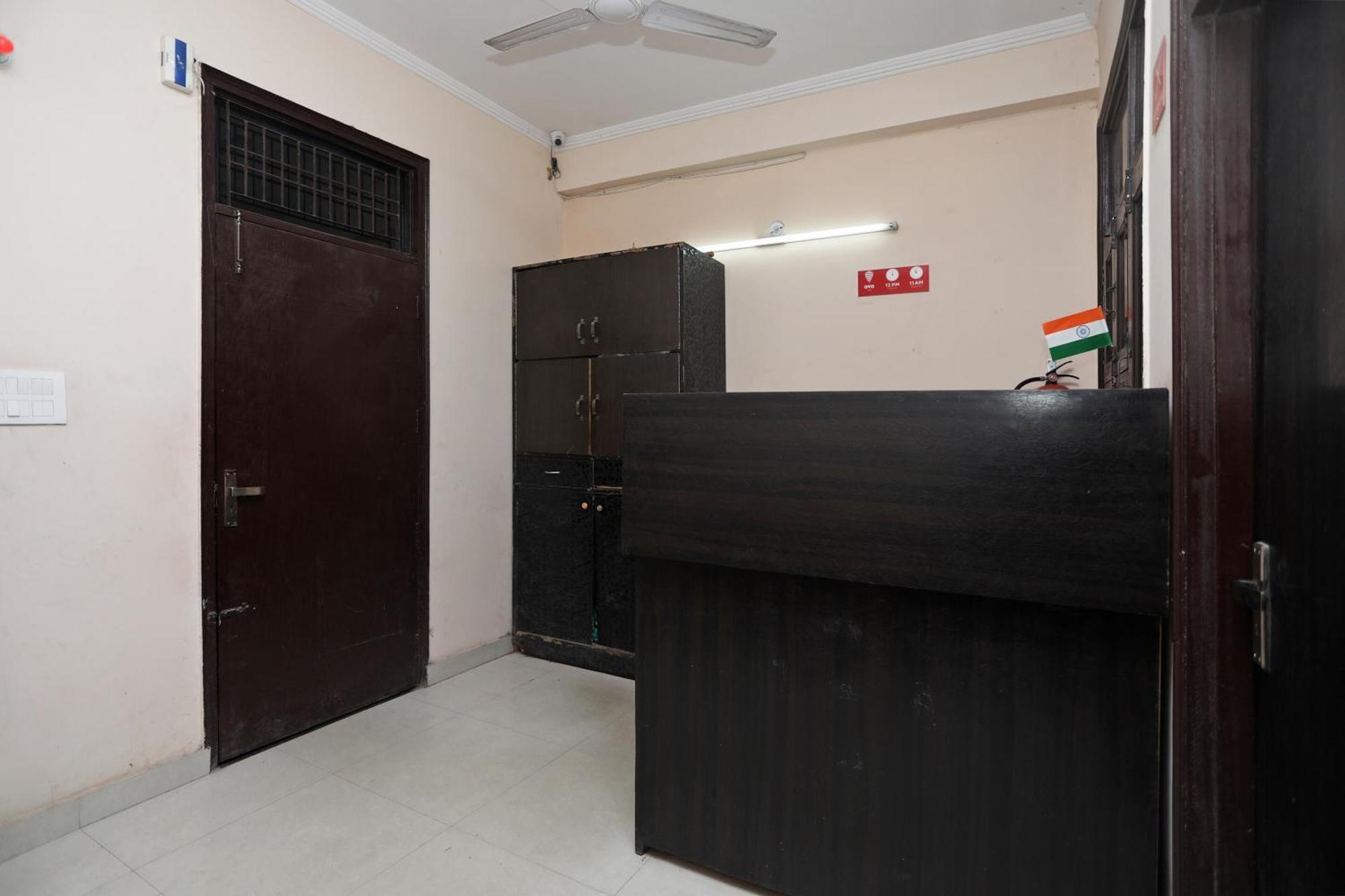 Hotel O Rn 32 Indirapuram Εξωτερικό φωτογραφία